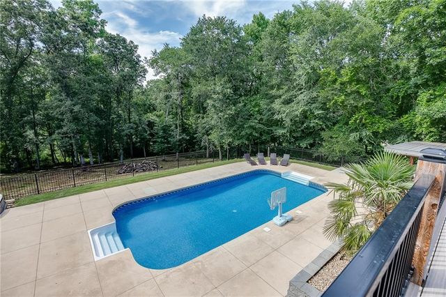 765 River Chase, Hoschton, GA 30548