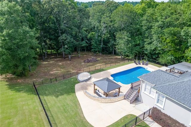 765 River Chase, Hoschton, GA 30548