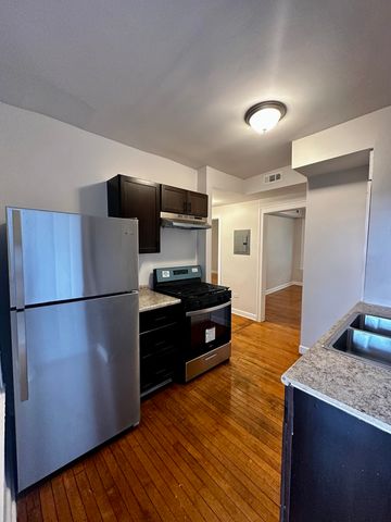 4056 W Crystal Street 2, Chicago, IL 60651