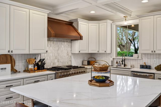 480 Jordan Drive, Biloxi, MS 39531