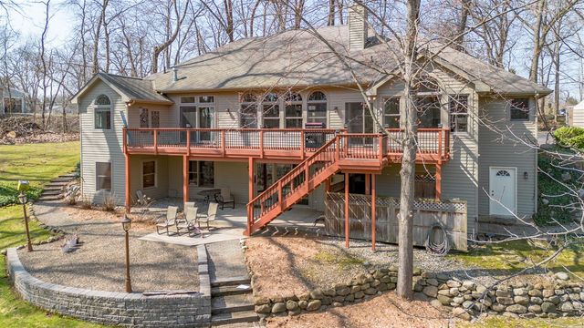 7721 S 5th St, Mattawan, MI 49071