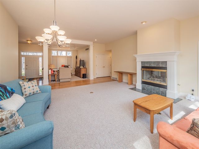 7721 S 5th St, Mattawan, MI 49071