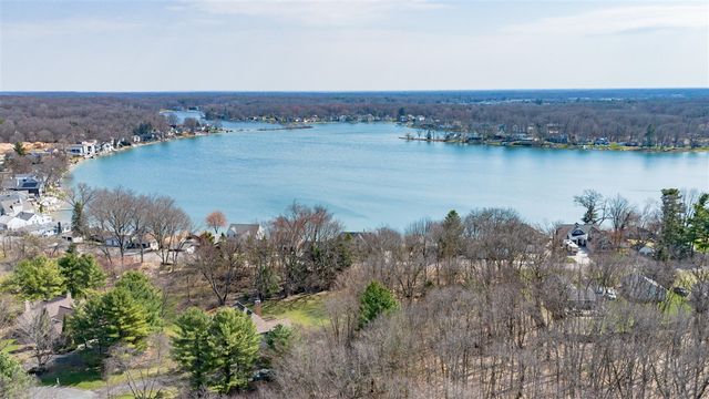 7721 S 5th St, Mattawan, MI 49071