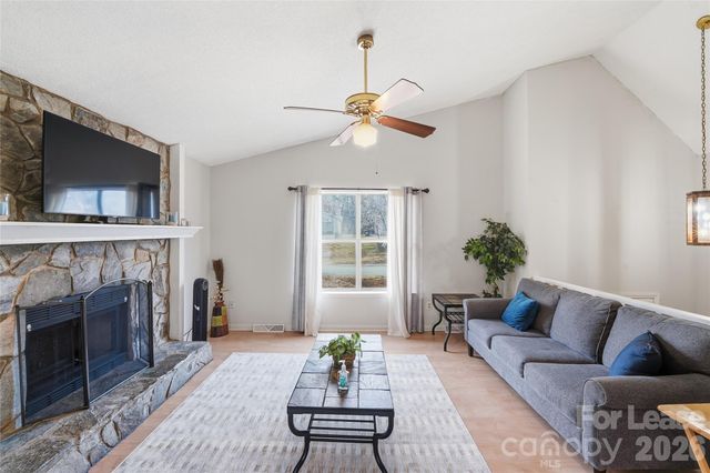 6530 Thamesmead Lane, Mint Hill, NC 28227