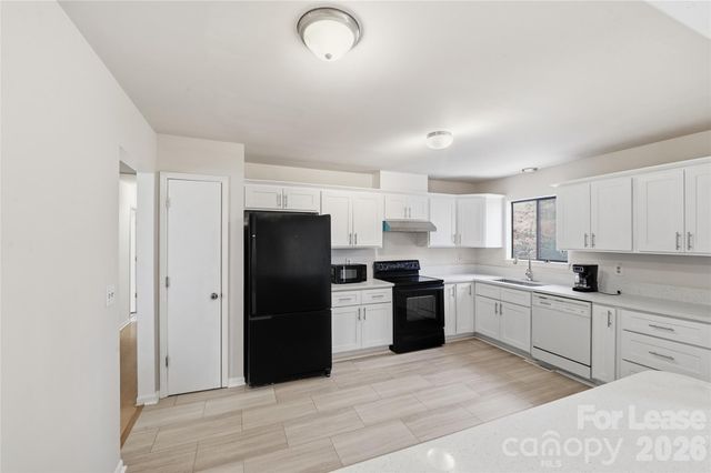 6530 Thamesmead Lane, Mint Hill, NC 28227