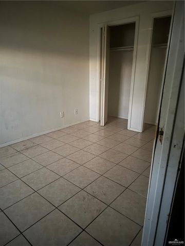 800 S Kansas Avenue, Weslaco, TX 78596