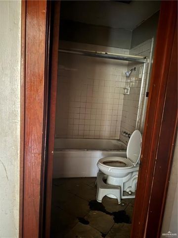 800 S Kansas Avenue, Weslaco, TX 78596