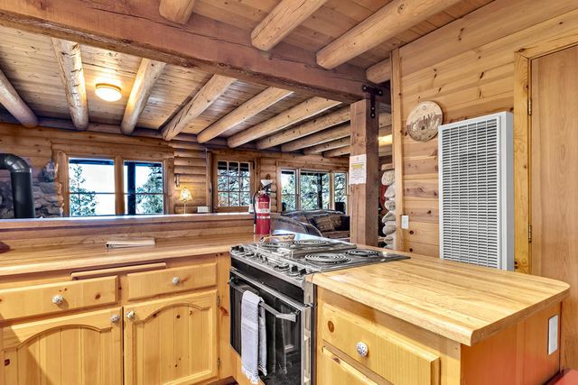 25121 Pine Cove Road, Idyllwild, CA 92549