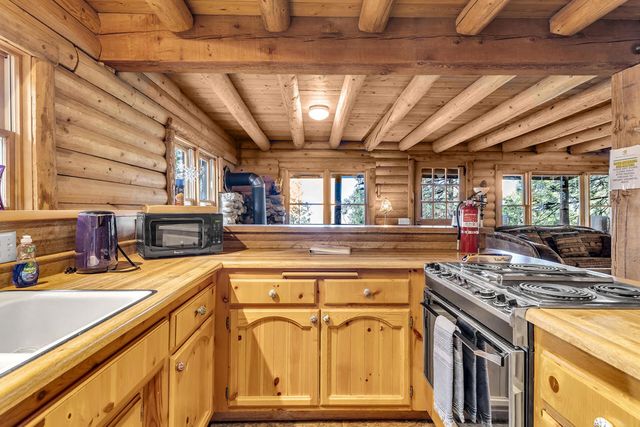 25121 Pine Cove Road, Idyllwild, CA 92549