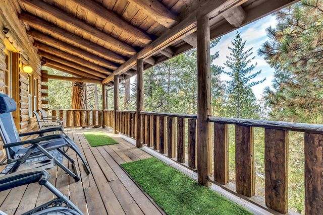 25121 Pine Cove Road, Idyllwild, CA 92549