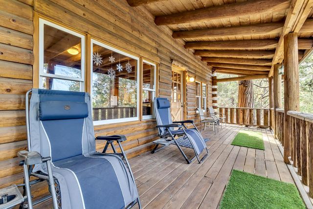 25121 Pine Cove Road, Idyllwild, CA 92549