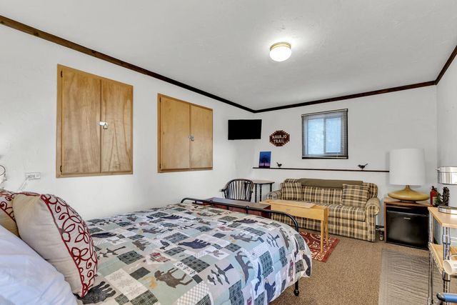 25121 Pine Cove Road, Idyllwild, CA 92549