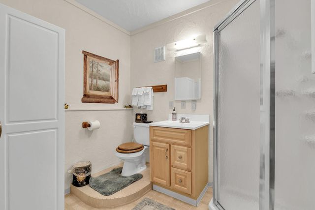 25121 Pine Cove Road, Idyllwild, CA 92549