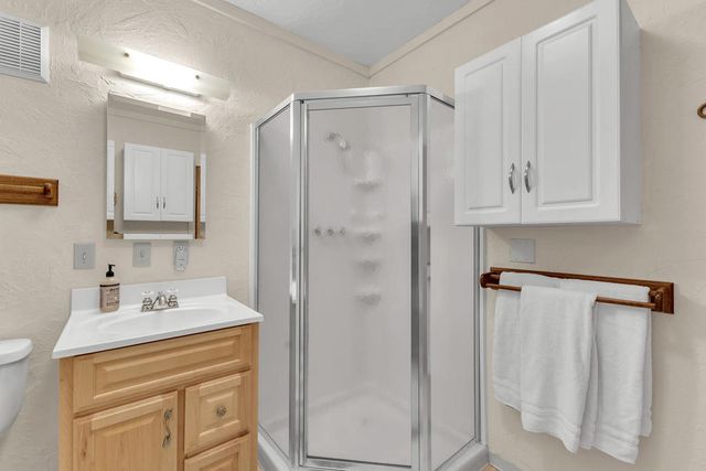 25121 Pine Cove Road, Idyllwild, CA 92549