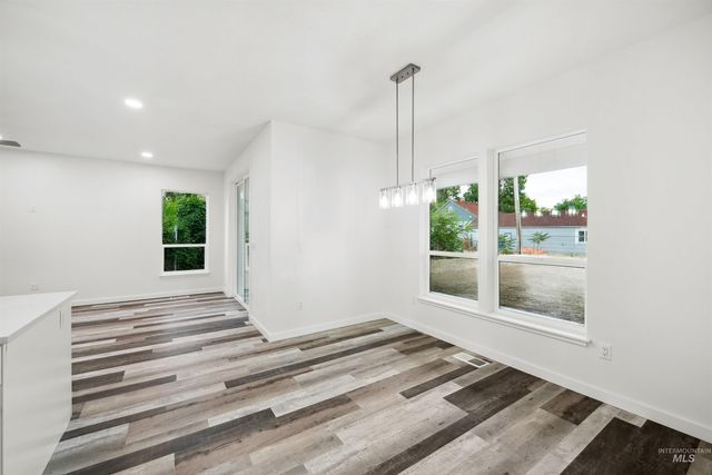 2013 E Maple, Caldwell, ID 83605