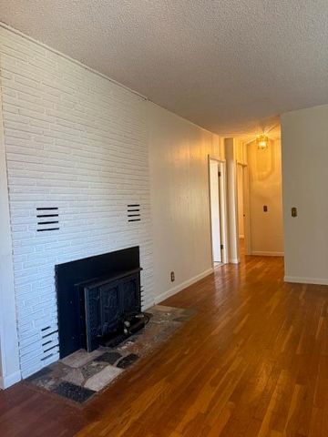 1028 Garst Street, Cabool, MO 65689