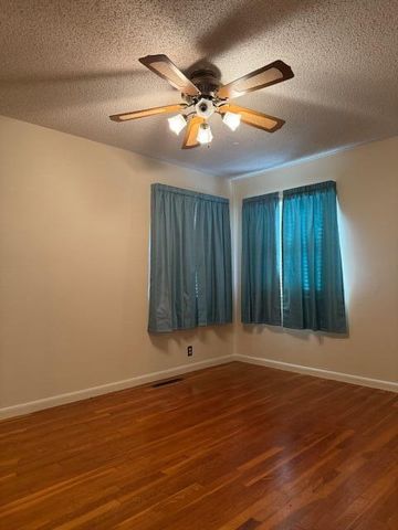 1028 Garst Street, Cabool, MO 65689