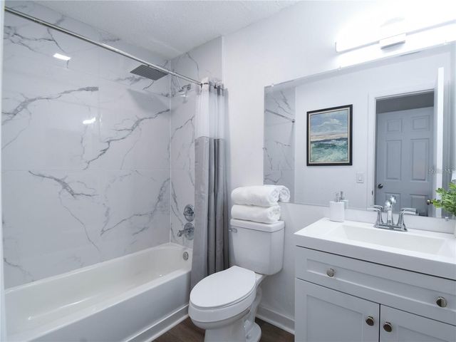 4215 E BAY DRIVE 1701B, Clearwater, FL 33764