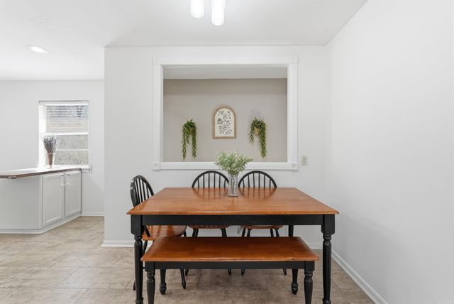 3 Birchwood Circle, Little Rock, AR 72211