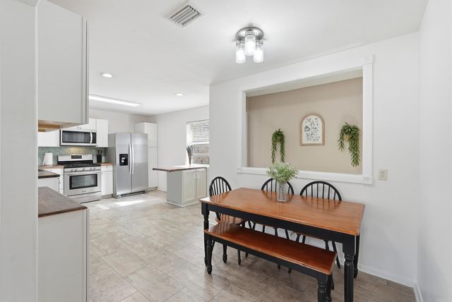 3 Birchwood Circle, Little Rock, AR 72211