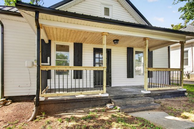 1220 W Walnut Street, Danville, KY 40422