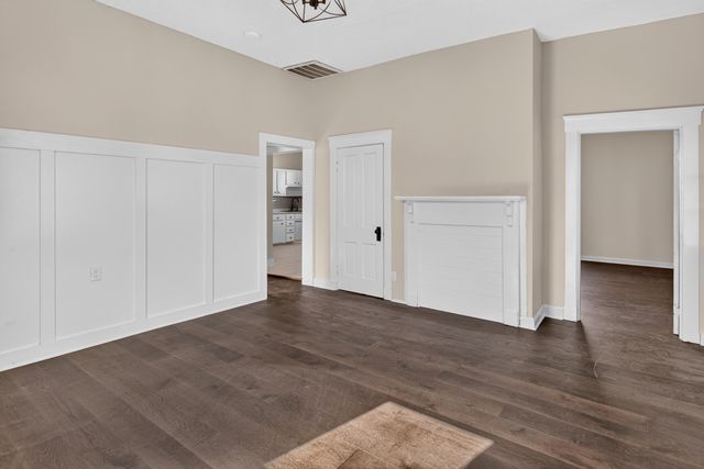 1220 W Walnut Street, Danville, KY 40422