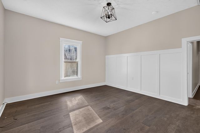 1220 W Walnut Street, Danville, KY 40422