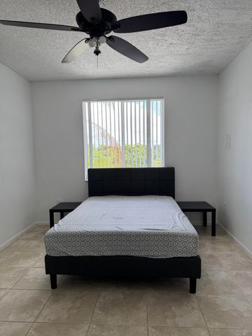 6944 SW 39th Street B304, Davie, FL 33314
