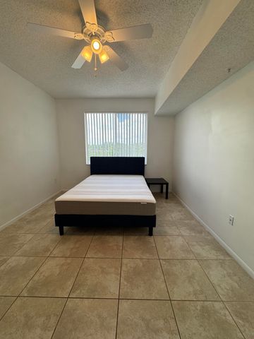 6944 SW 39th Street B304, Davie, FL 33314