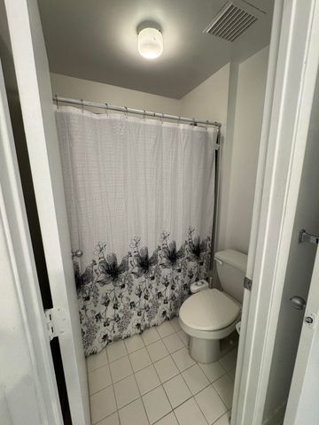 6944 SW 39th Street B304, Davie, FL 33314