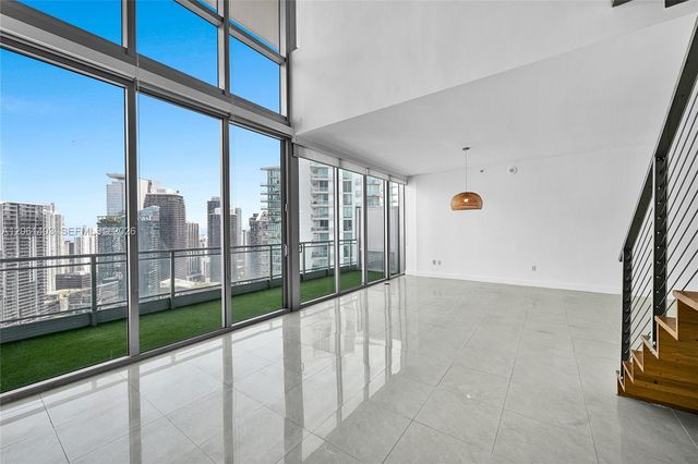 90 SW 3rd Street PH17, Miami, FL 33130