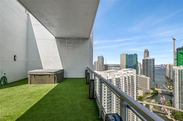 90 SW 3rd Street PH17, Miami, FL 33130