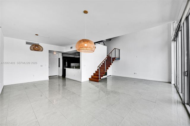 90 SW 3rd Street PH17, Miami, FL 33130