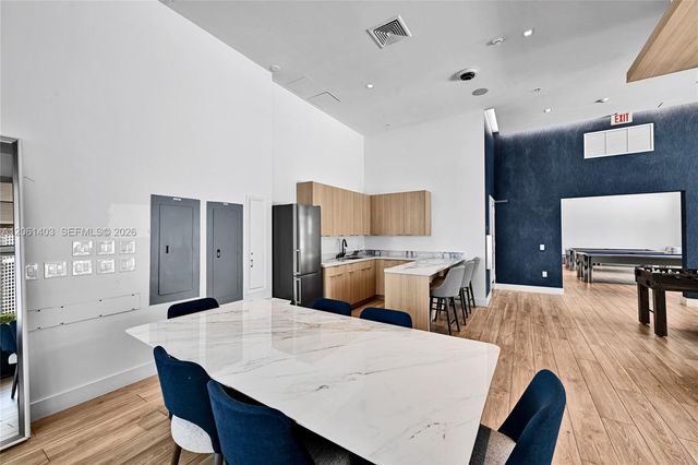 90 SW 3rd Street PH17, Miami, FL 33130
