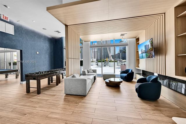 90 SW 3rd Street PH17, Miami, FL 33130