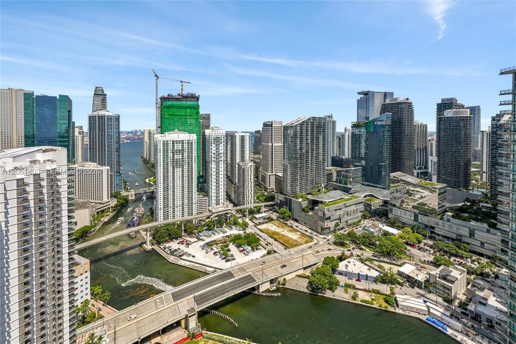 90 SW 3rd Street PH17, Miami, FL 33130