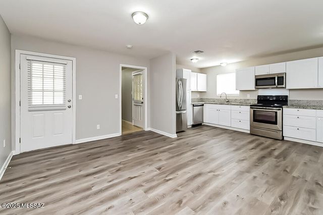 4657 S Paseo Don Carlos, Tucson, AZ 85757