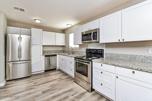 4657 S Paseo Don Carlos, Tucson, AZ 85757
