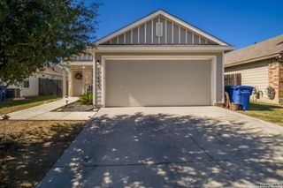 11635 Tiger Woods, San Antonio, TX 78221