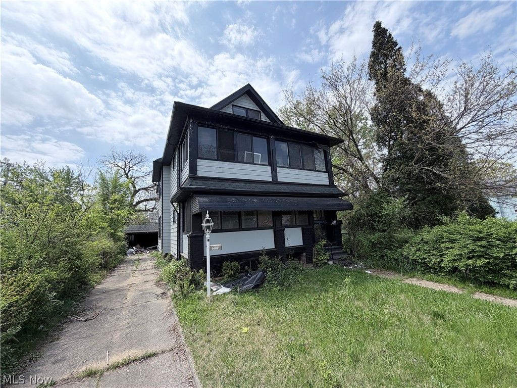 13508 Mann Avenue, East Cleveland, OH 44112