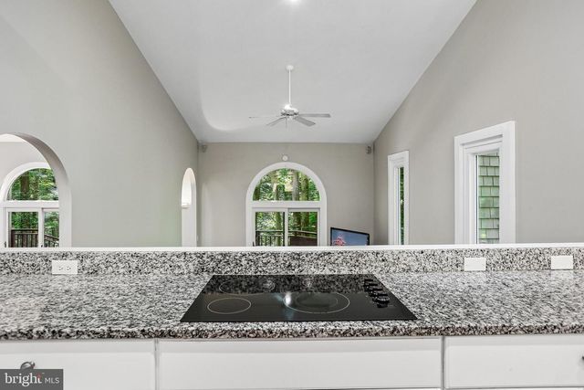 810 GOVERNOR BRIDGE RD, Davidsonville, MD 21035
