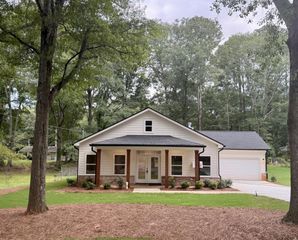 417 Shamrock Drive, Monroe, GA 30655