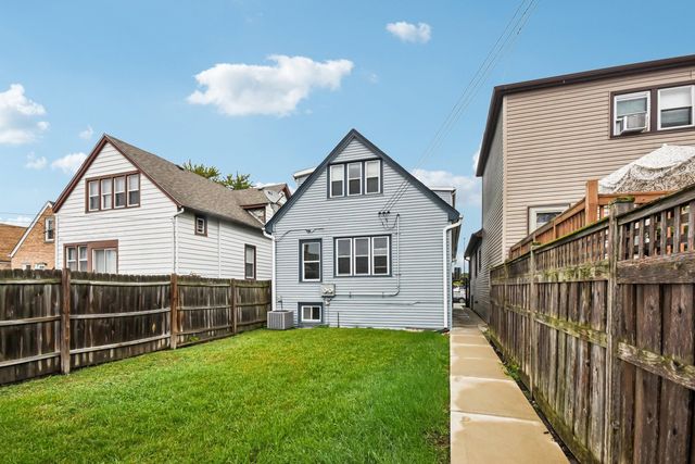 2430 N Normandy Avenue, Chicago, IL 60707