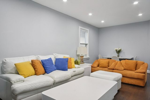 2430 N Normandy Avenue, Chicago, IL 60707