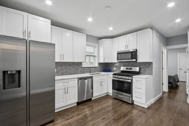 2430 N Normandy Avenue, Chicago, IL 60707