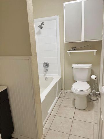 6404 Moonglow Lane, Watauga, TX 76148