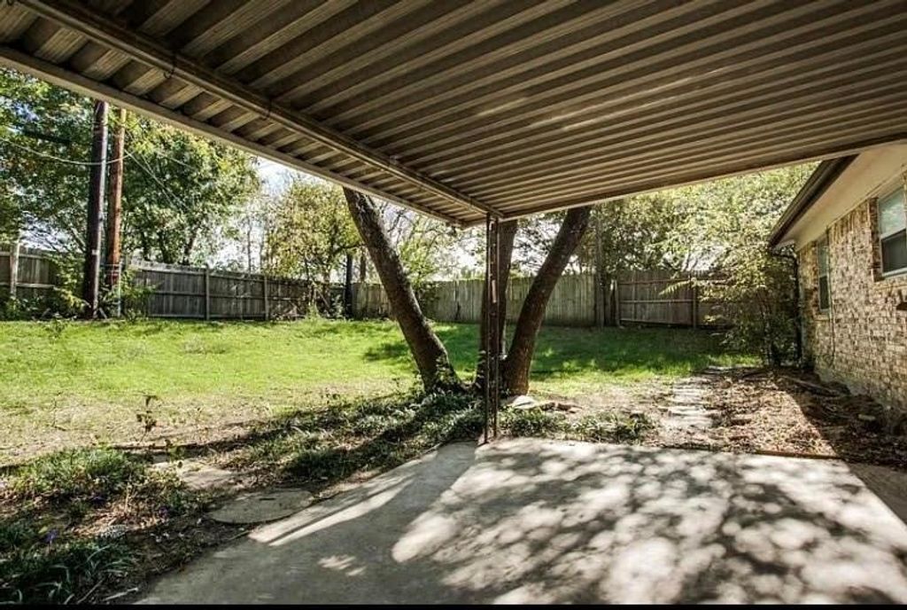 6404 Moonglow Lane, Watauga, TX 76148
