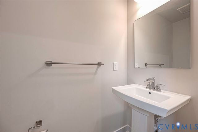 14113 Millpointe Rd, Midlothian, VA 23114