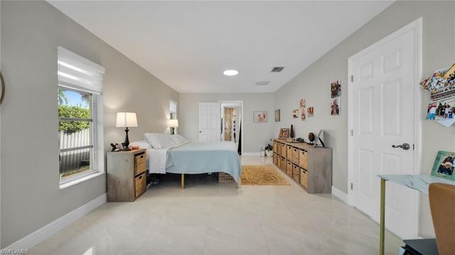 3730 SE 4th AVE, Cape Coral, FL 33904