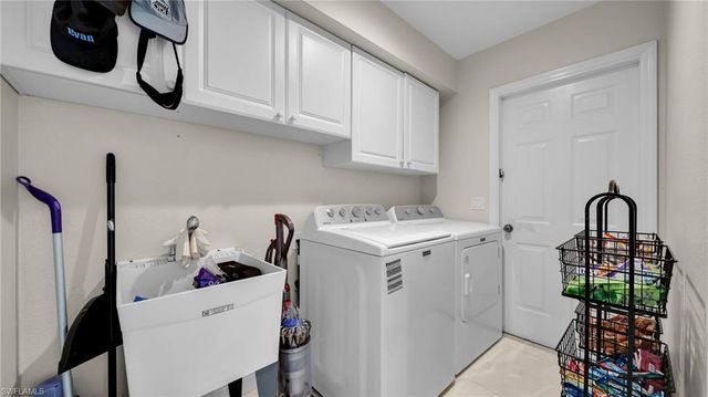 3730 SE 4th AVE, Cape Coral, FL 33904